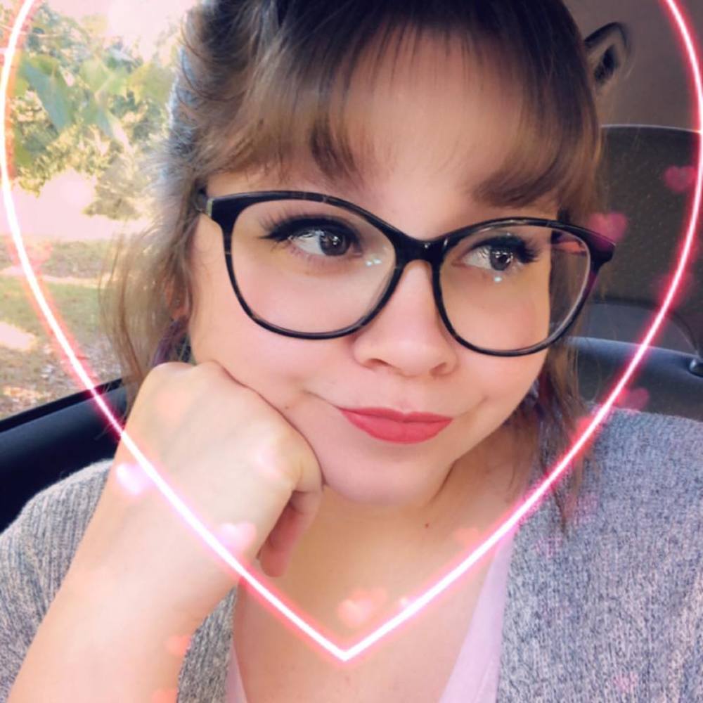 Meet your Posher, Cayla